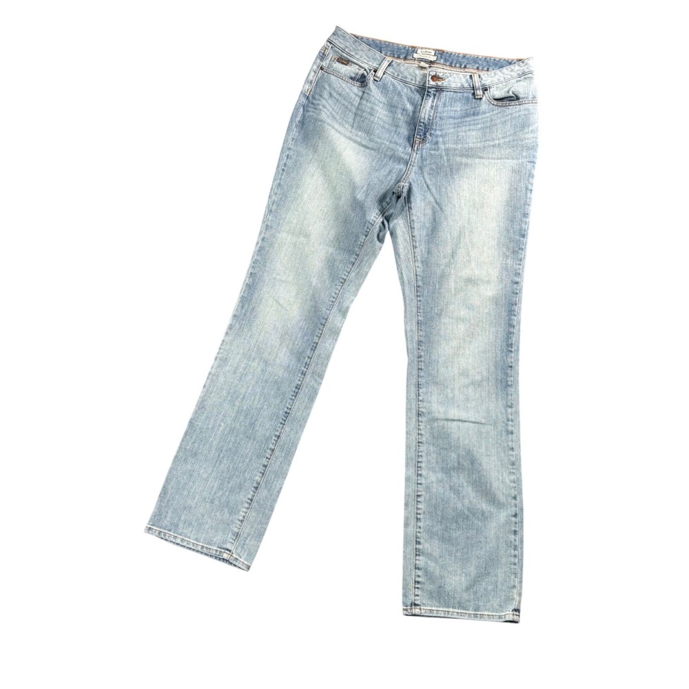 L.L. Bean Favorite Fit Light Wash Straight Leg Jean Womens 12MT Normcore Everday